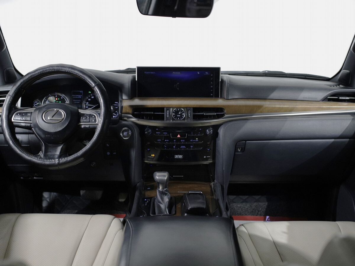 Lexus LX 2016 - фото автомобиля