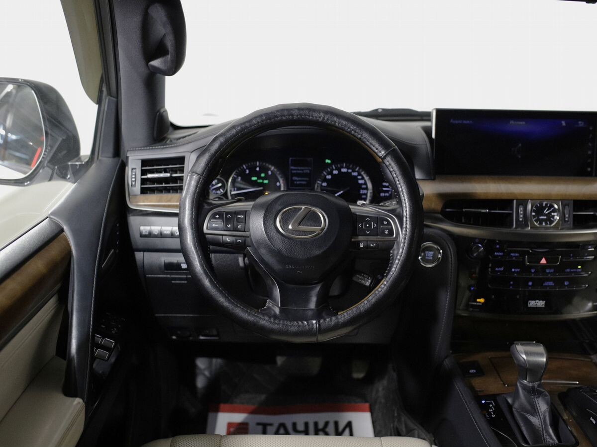 Lexus LX 2016 - фото автомобиля