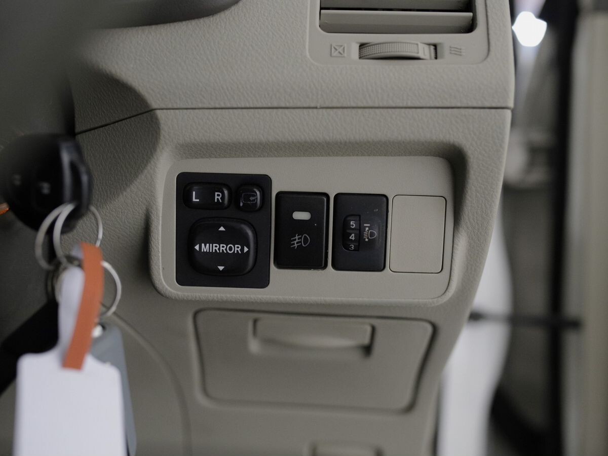 Toyota Corolla 2007 - фото автомобиля