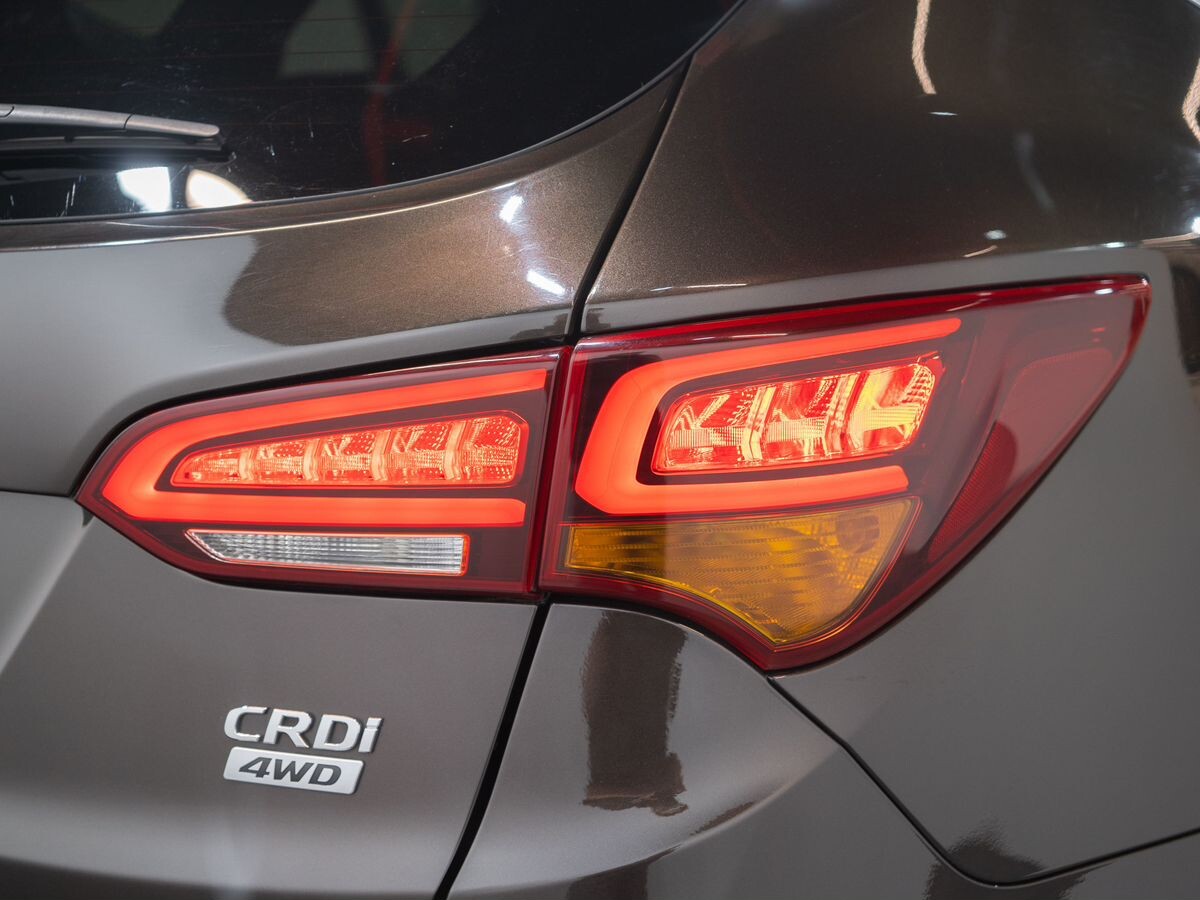 Hyundai Santa Fe 2016 - фото автомобиля