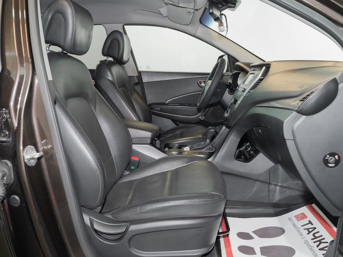 Hyundai Santa Fe 2016 - фото автомобиля