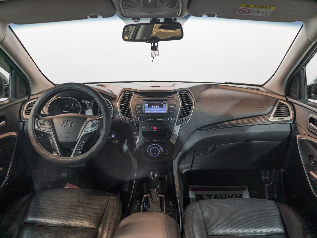 Hyundai Santa Fe 2016 - фото автомобиля