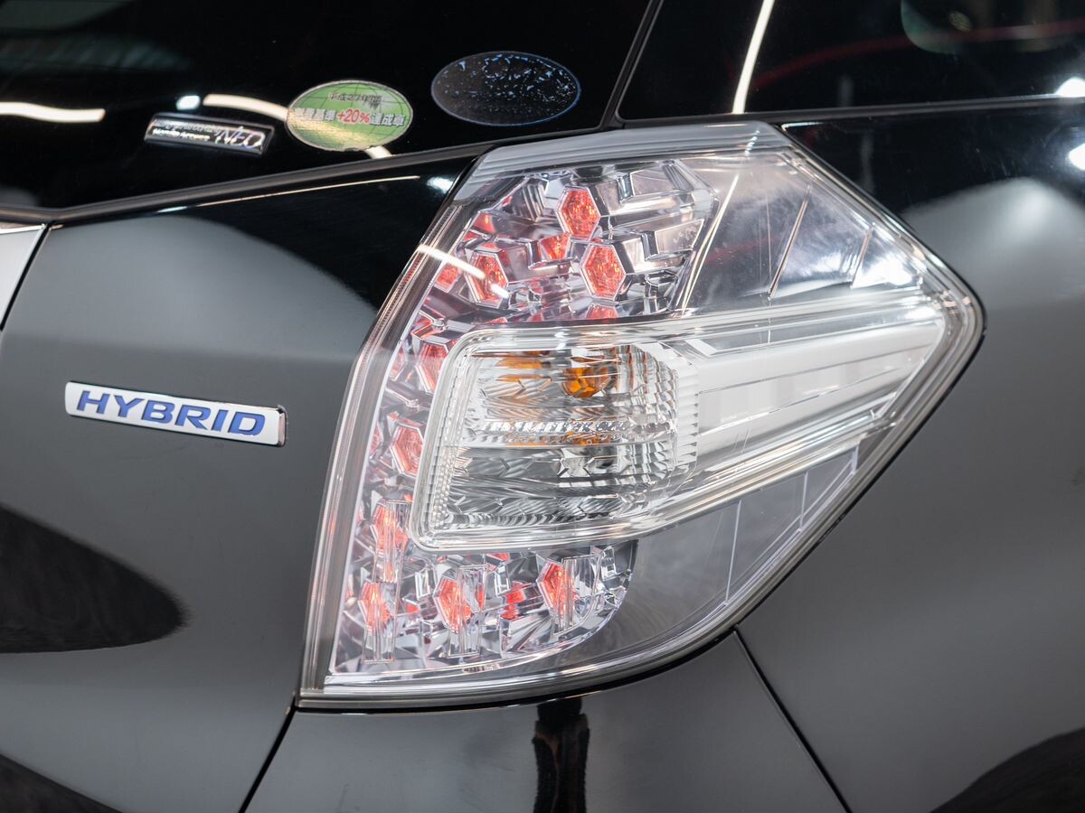 Honda Fit Shuttle 2012 - фото автомобиля