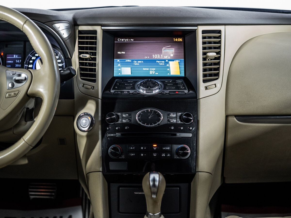 Infiniti FX 2012 - фото автомобиля