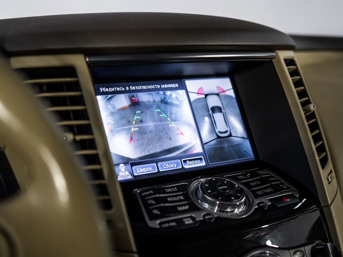 Infiniti FX 2012 - фото автомобиля