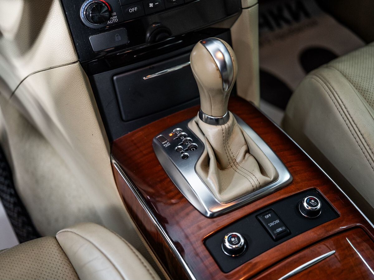 Infiniti FX 2012 - фото автомобиля