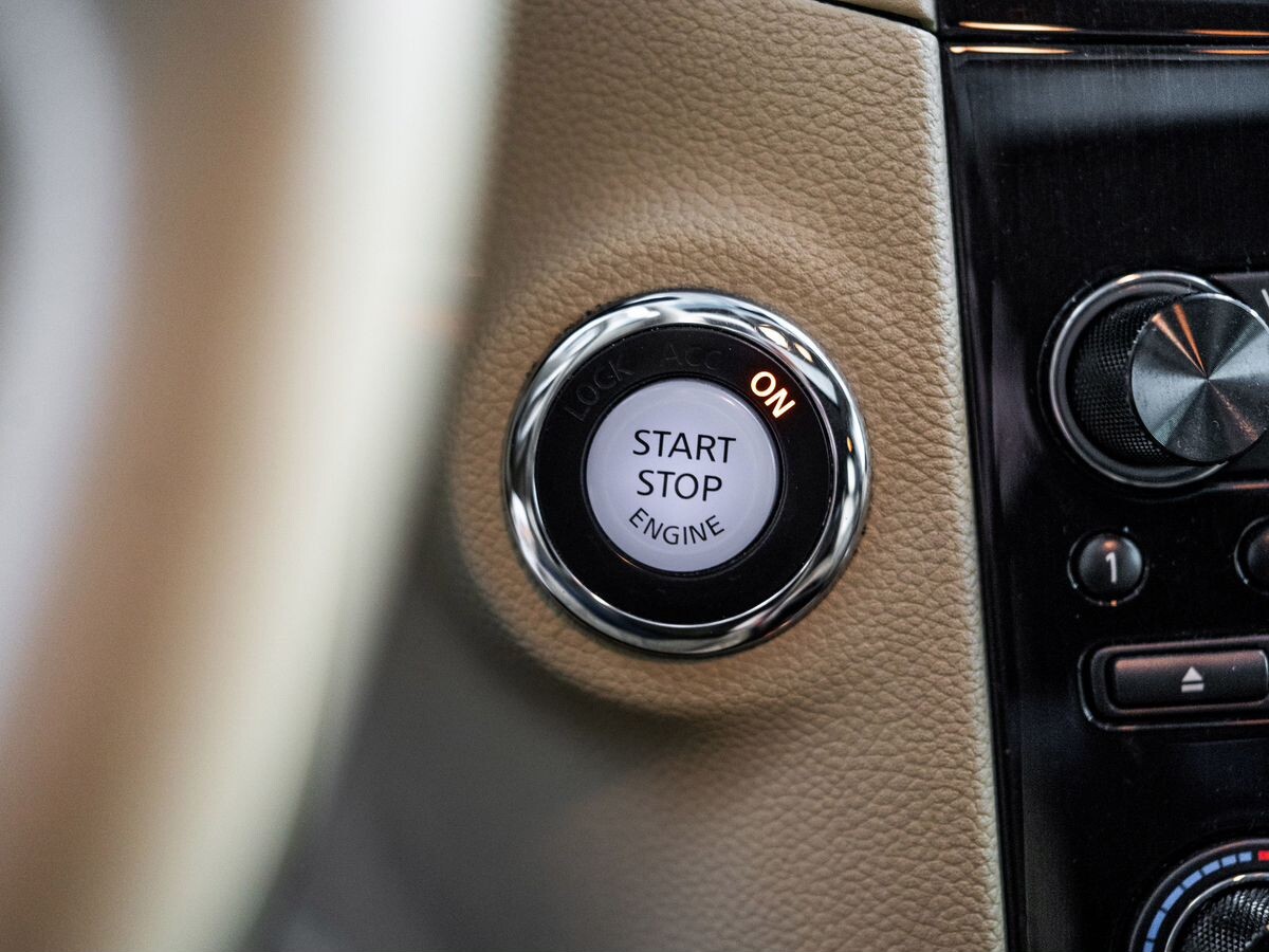 Infiniti FX 2012 - фото автомобиля