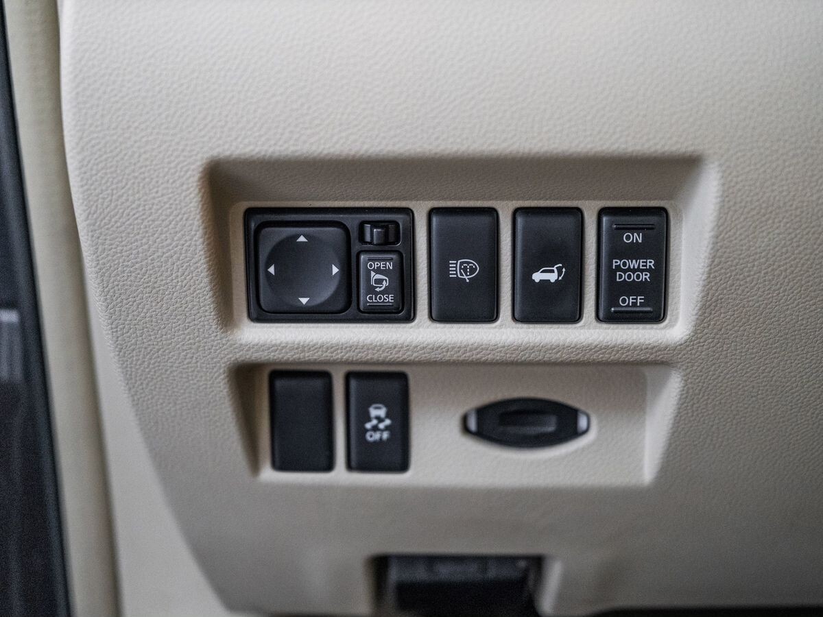 Infiniti FX 2012 - фото автомобиля