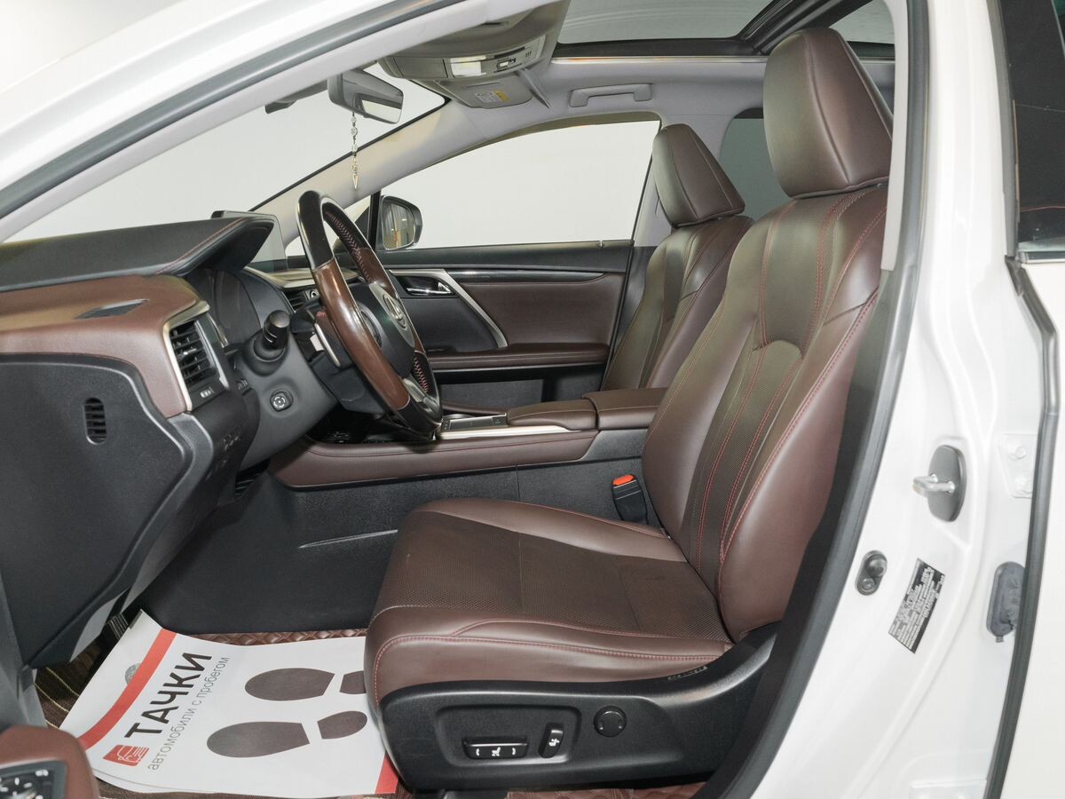 Lexus RX 2020 - фото автомобиля