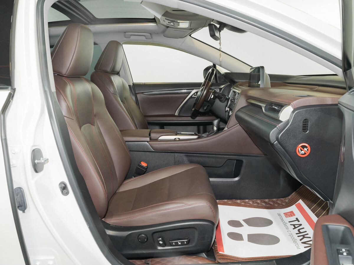 Lexus RX 2020 - фото автомобиля