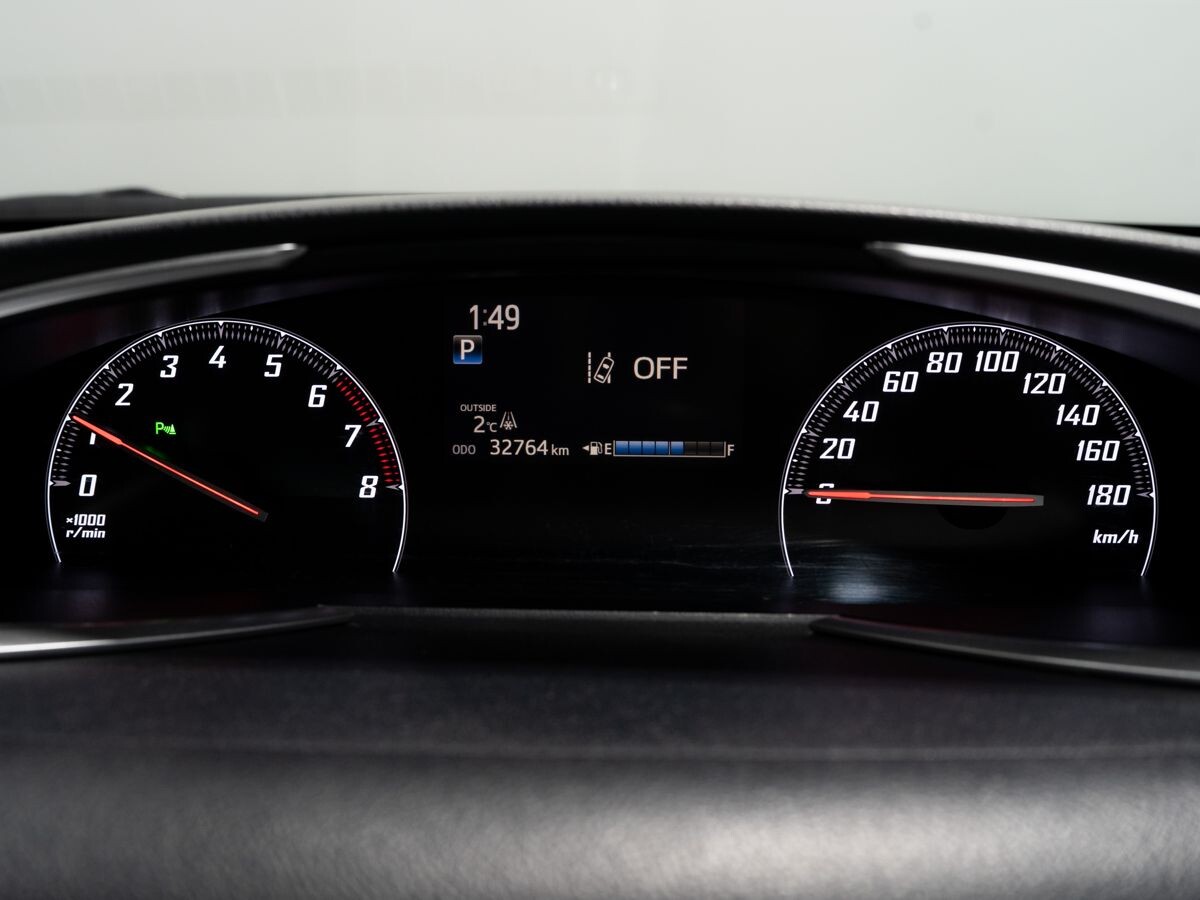 Toyota Sienta 2019 - фото автомобиля