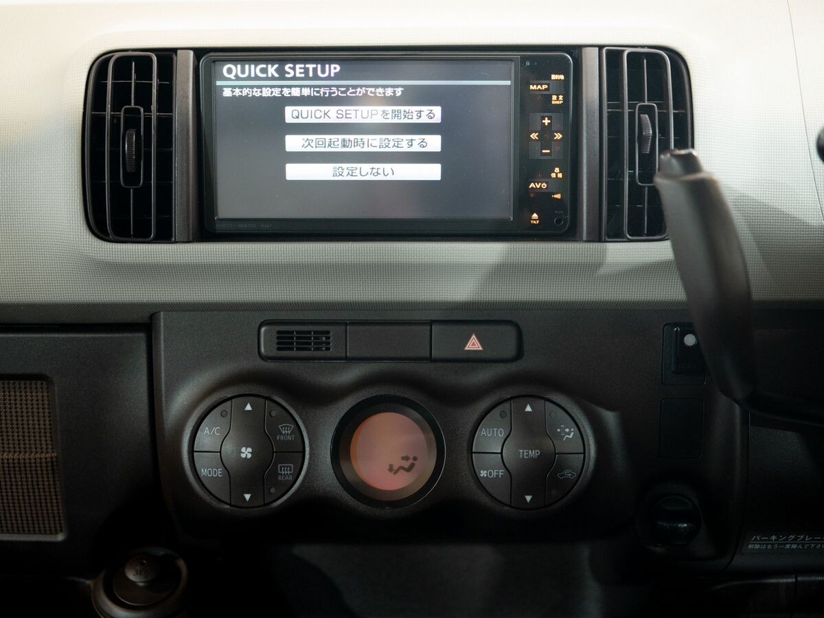 Toyota Passo 2011 - фото автомобиля