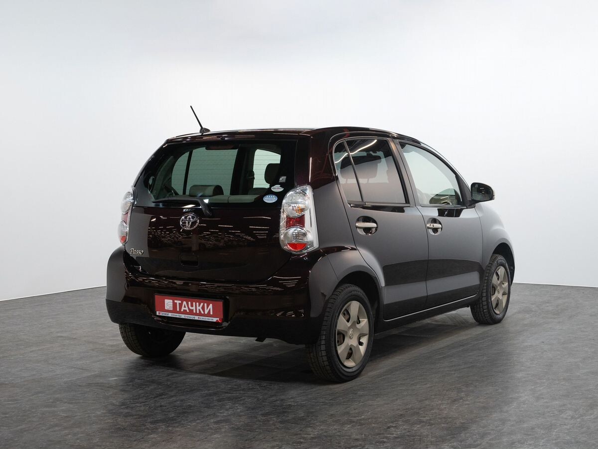 Toyota Passo 2011 - фото автомобиля
