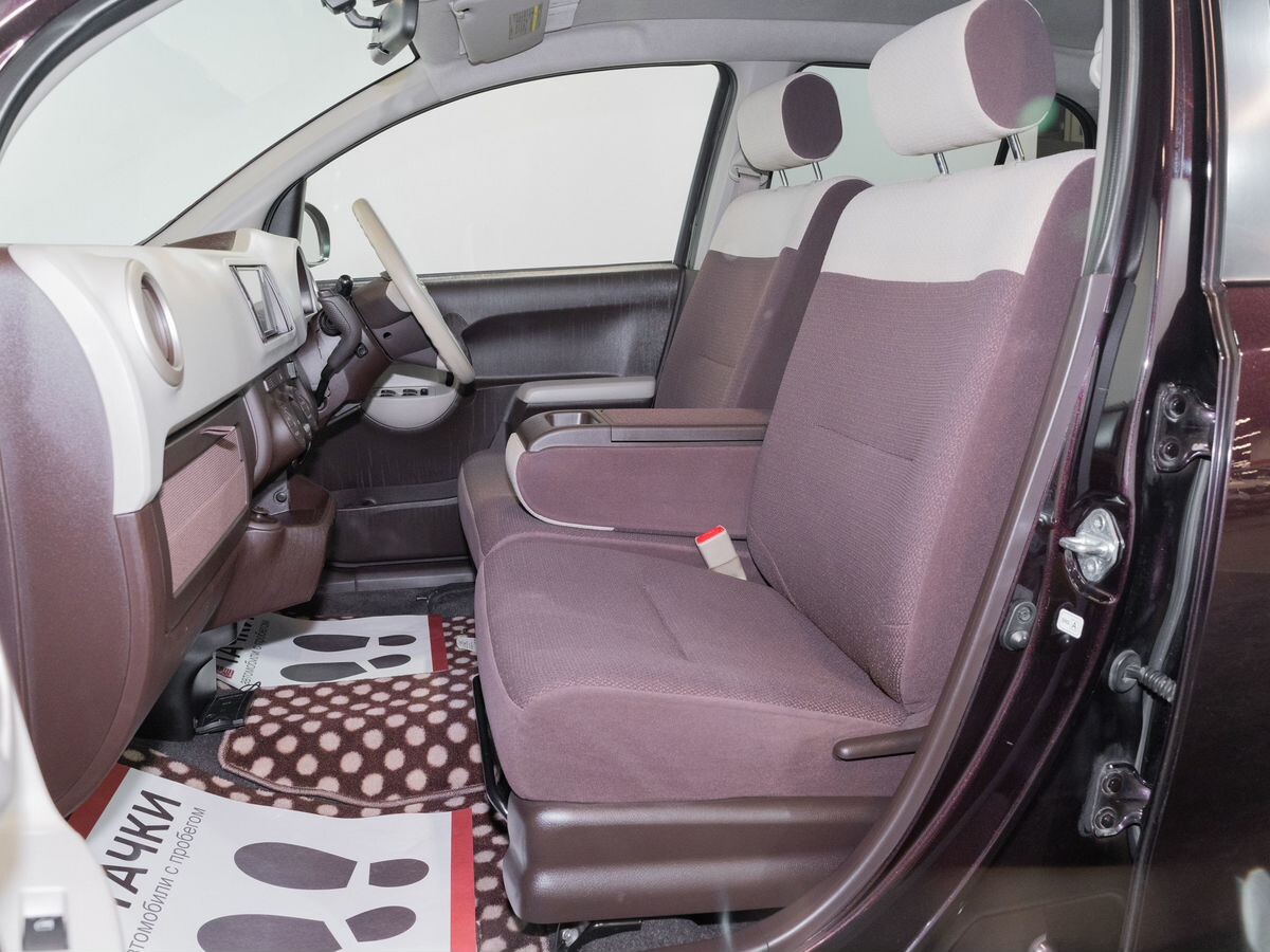 Toyota Passo 2011 - фото автомобиля