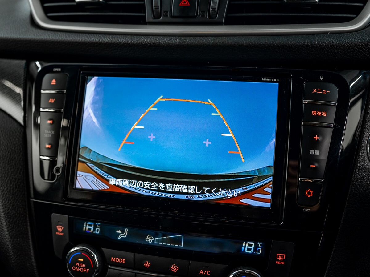 Nissan X-Trail 2017 - фото автомобиля