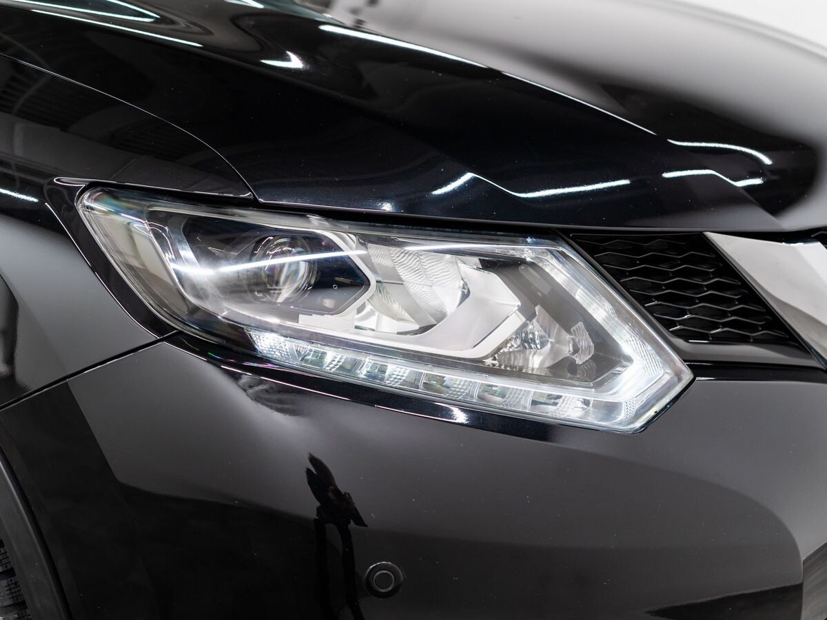 Nissan X-Trail 2017 - фото автомобиля