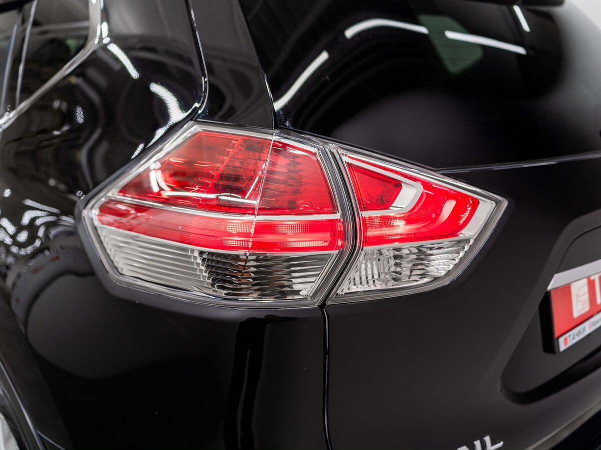 Nissan X-Trail 2017 - фото автомобиля