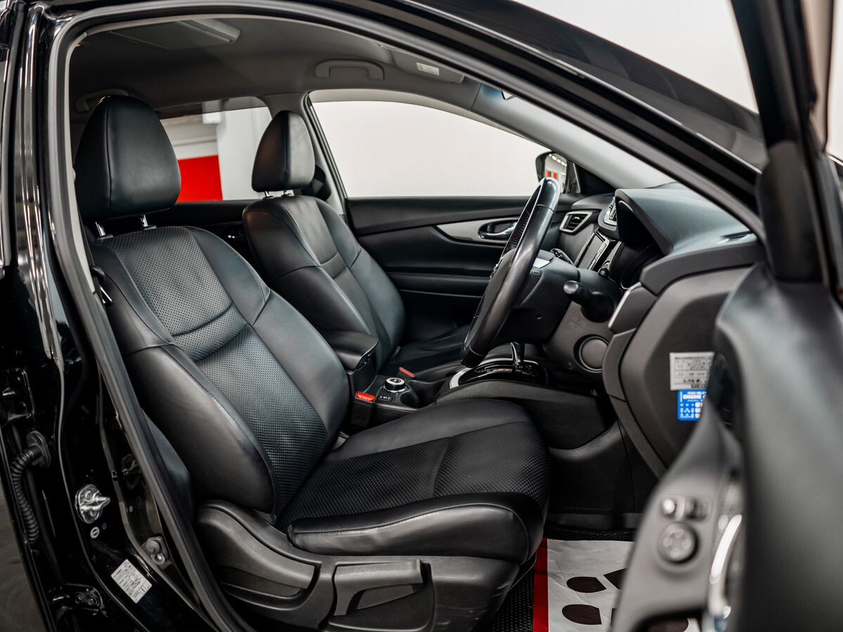 Nissan X-Trail 2017 - фото автомобиля