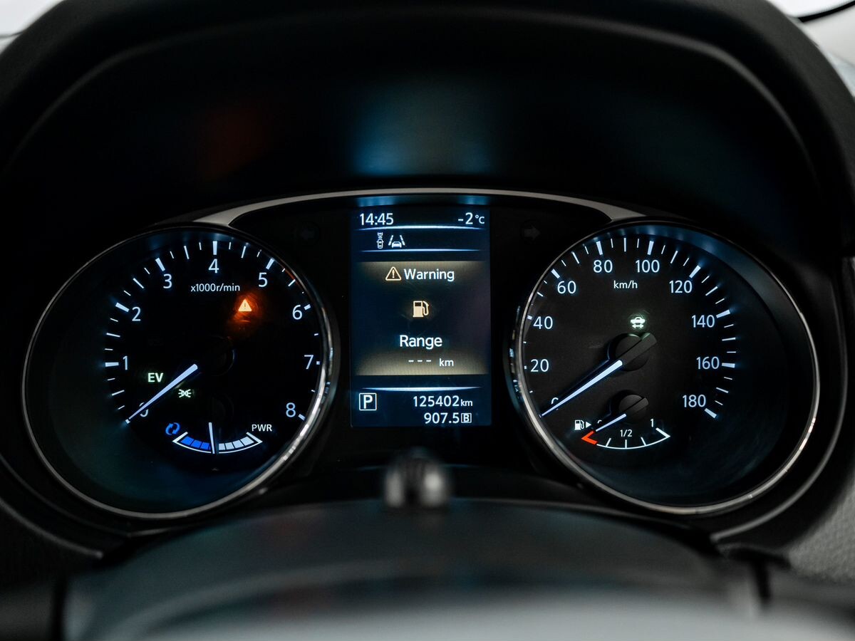 Nissan X-Trail 2017 - фото автомобиля