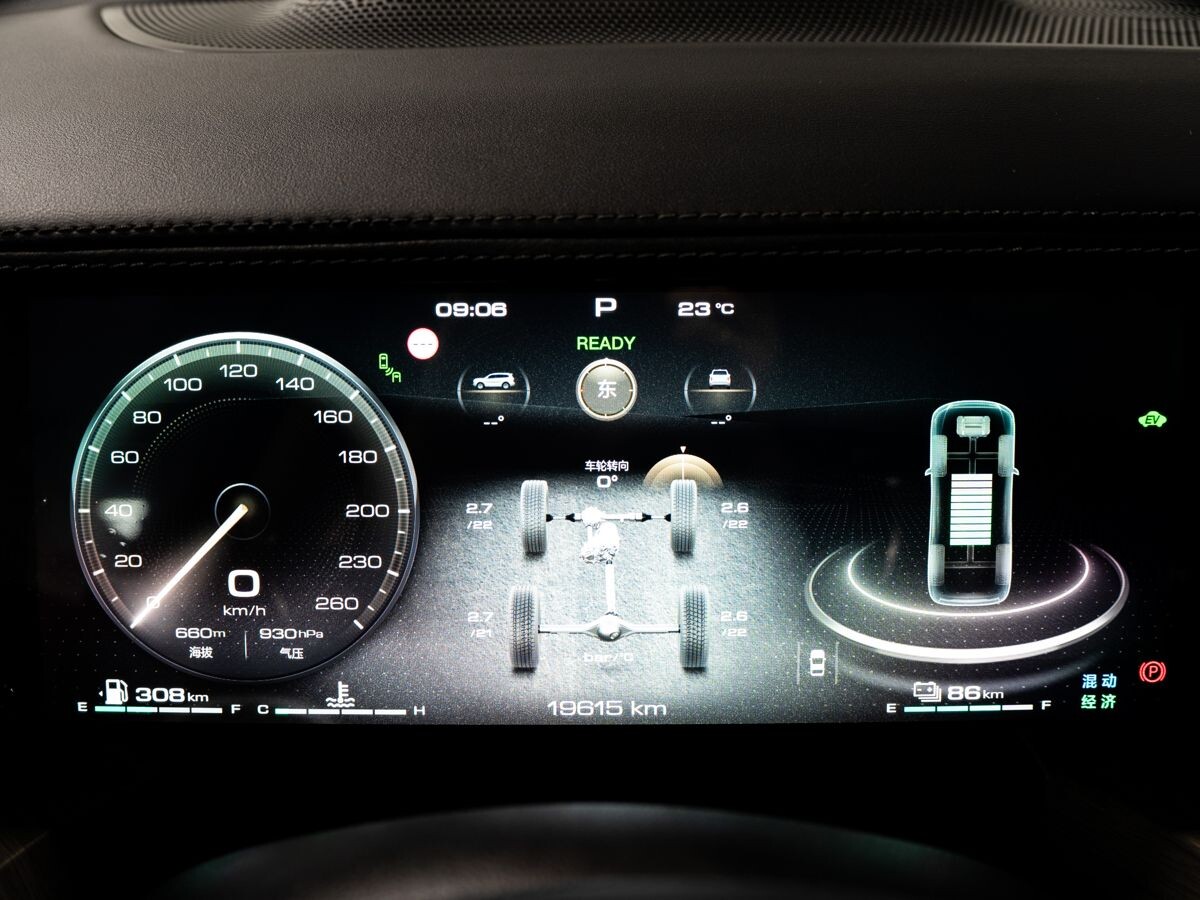 Tank 500 2023 - фото автомобиля