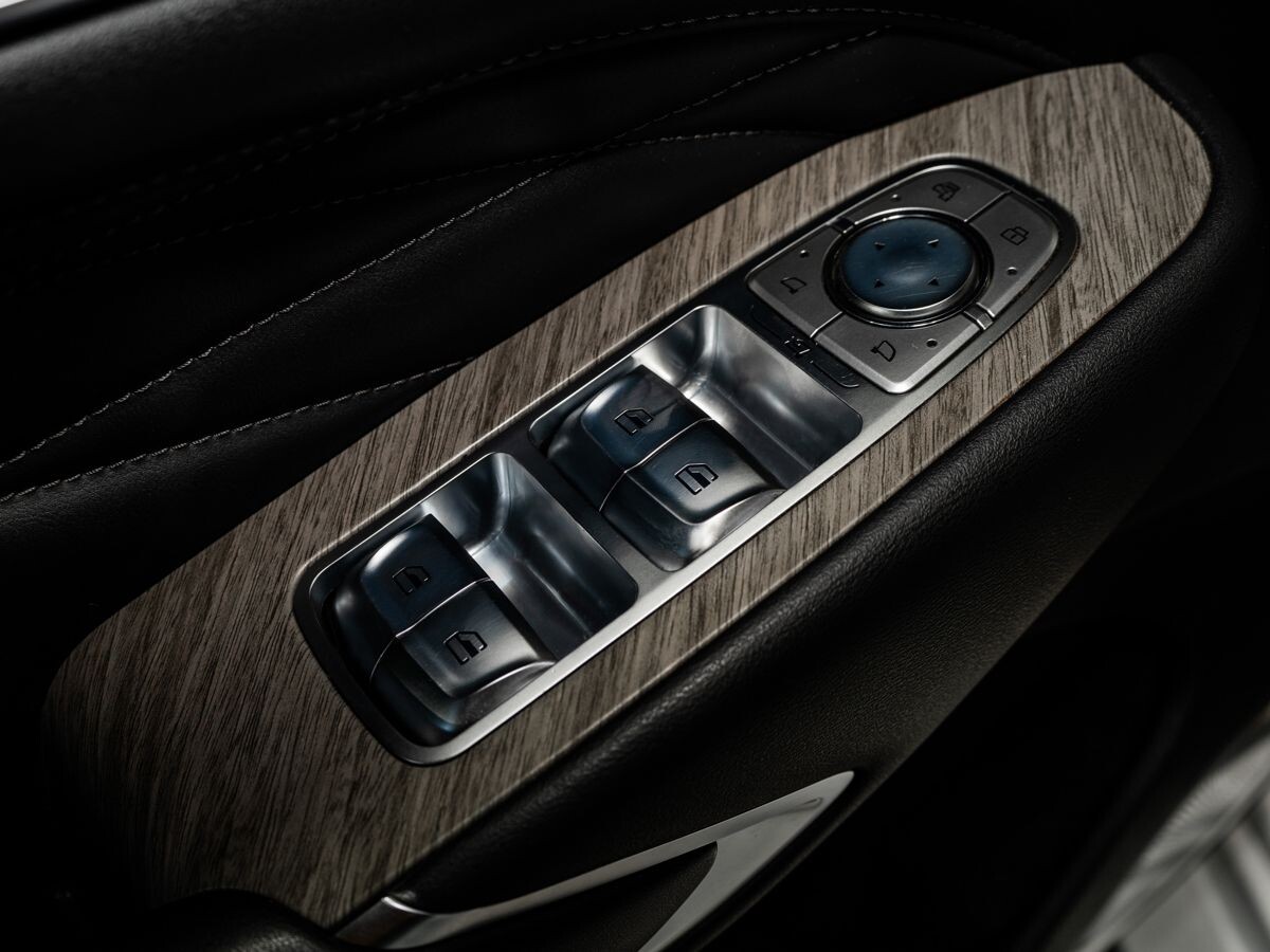 Tank 500 2023 - фото автомобиля