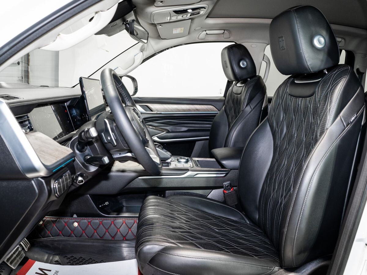 Tank 500 2023 - фото автомобиля