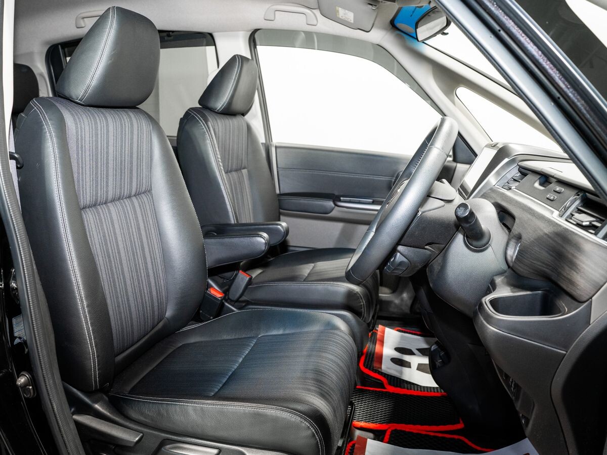 Honda Freed 2018 - фото автомобиля