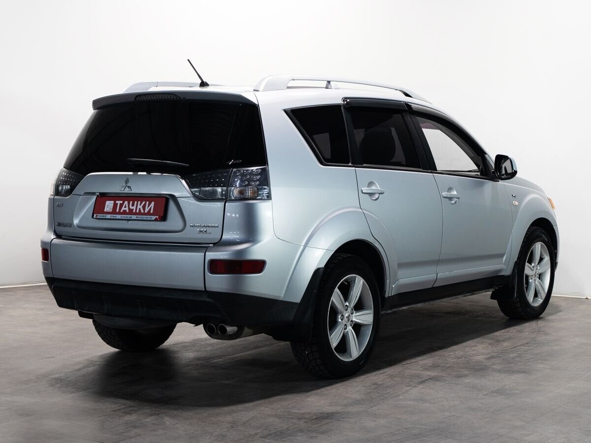 Mitsubishi Outlander 2008 - фото автомобиля
