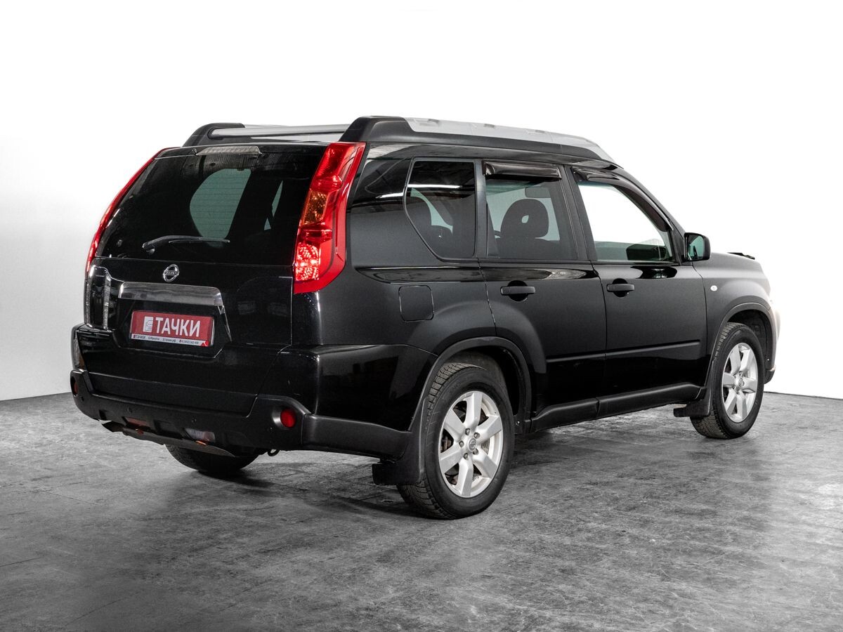 Nissan X-Trail 2010 - фото автомобиля