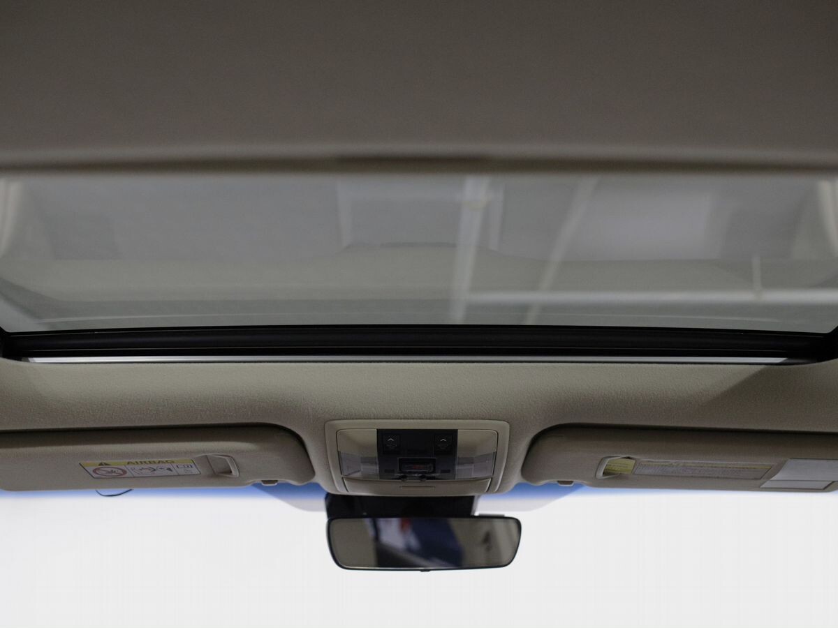 Toyota Land Cruiser Prado 2018 - фото автомобиля