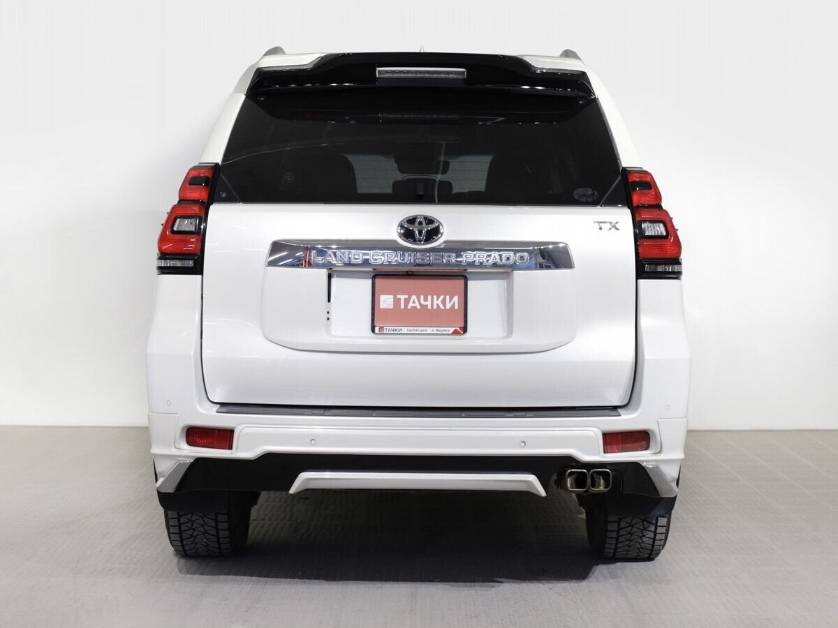 Toyota Land Cruiser Prado 2018 - фото автомобиля