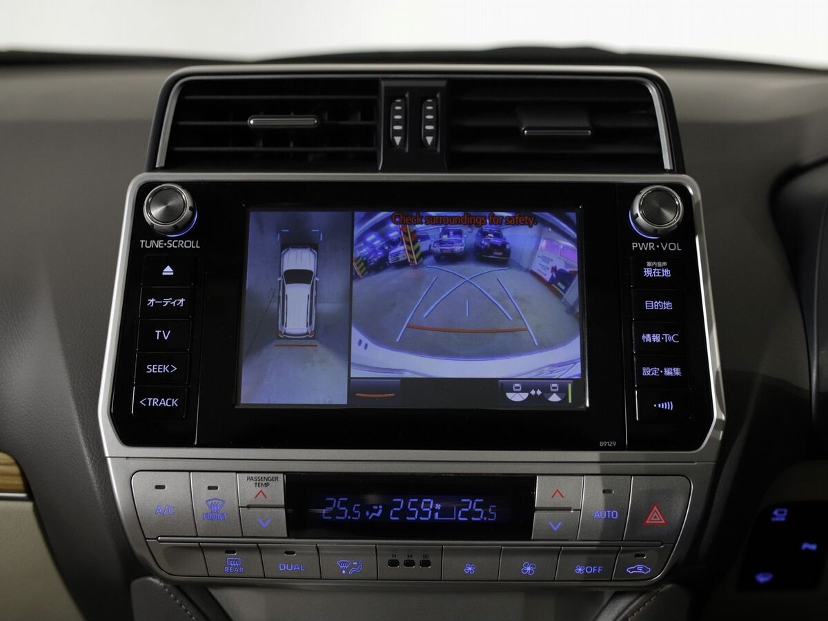 Toyota Land Cruiser Prado 2018 - фото автомобиля