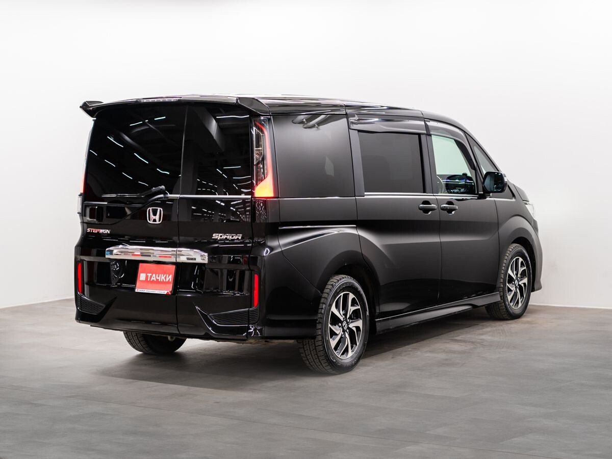 Honda Stepwgn 2020 - фото автомобиля