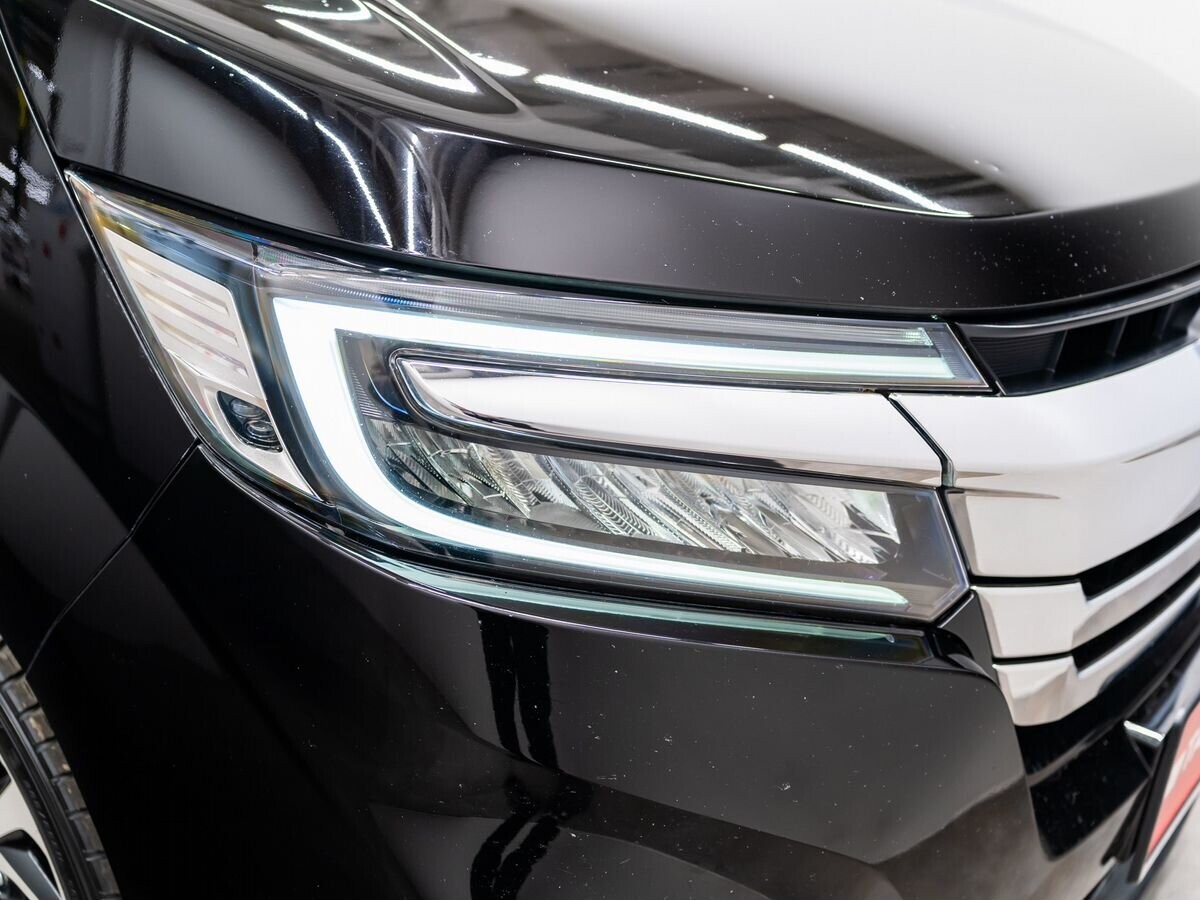 Honda Stepwgn 2020 - фото автомобиля