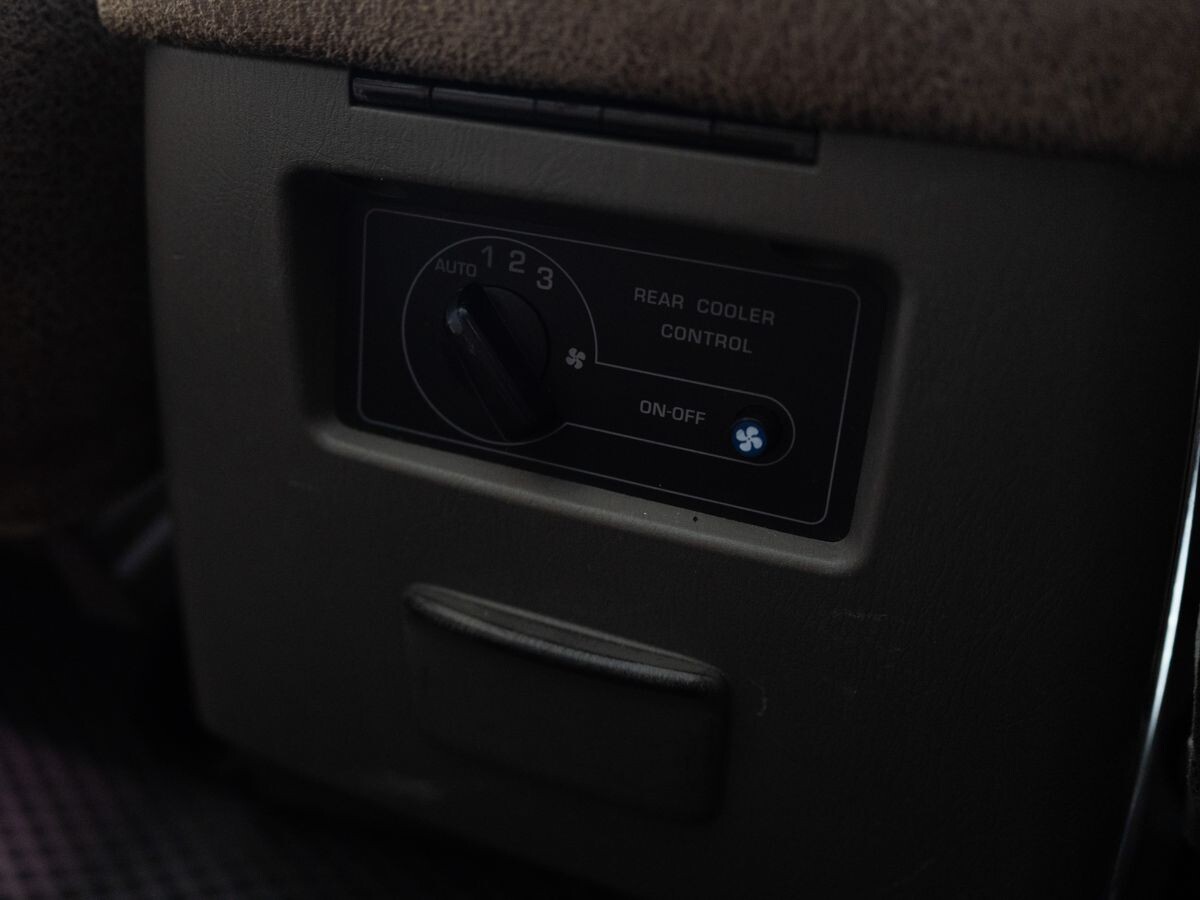 Nissan Safari 1997 - фото автомобиля