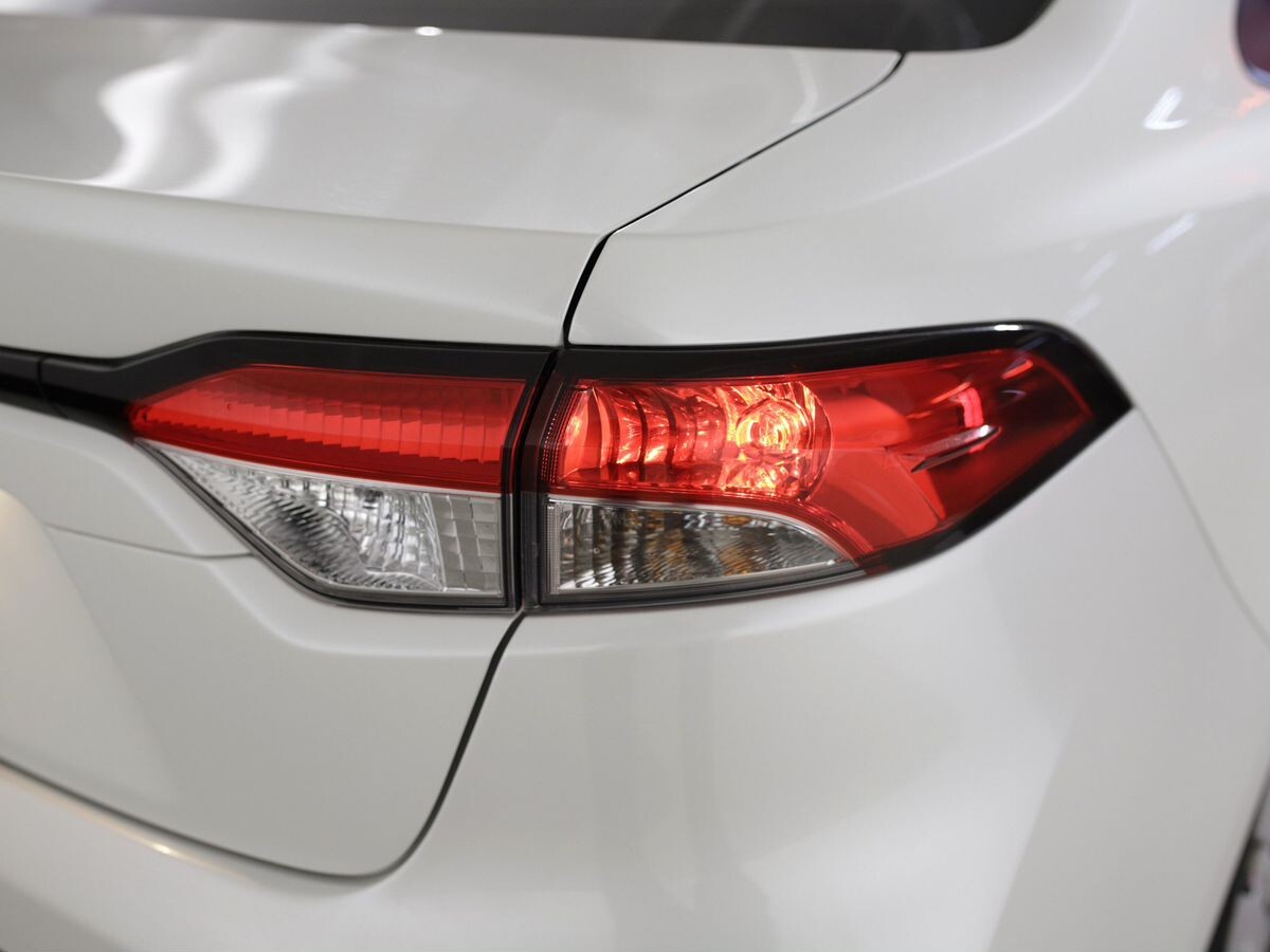 Toyota Corolla 2019 - фото автомобиля