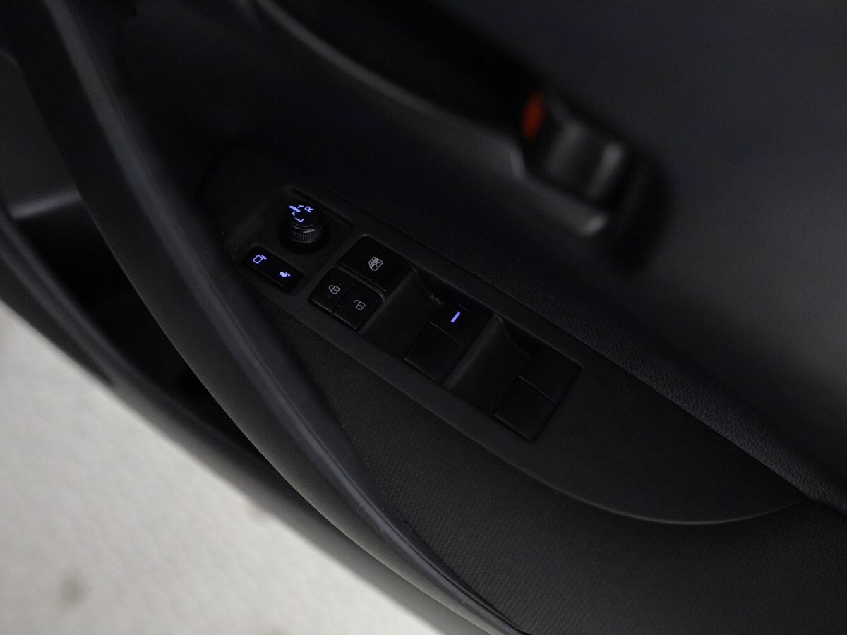 Toyota Corolla 2019 - фото автомобиля