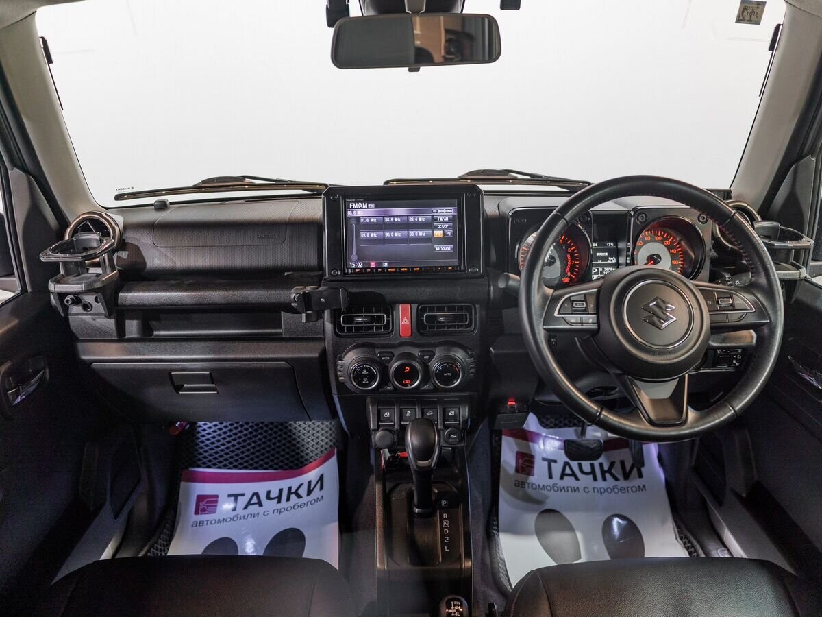 Suzuki Jimny 2020 - фото автомобиля