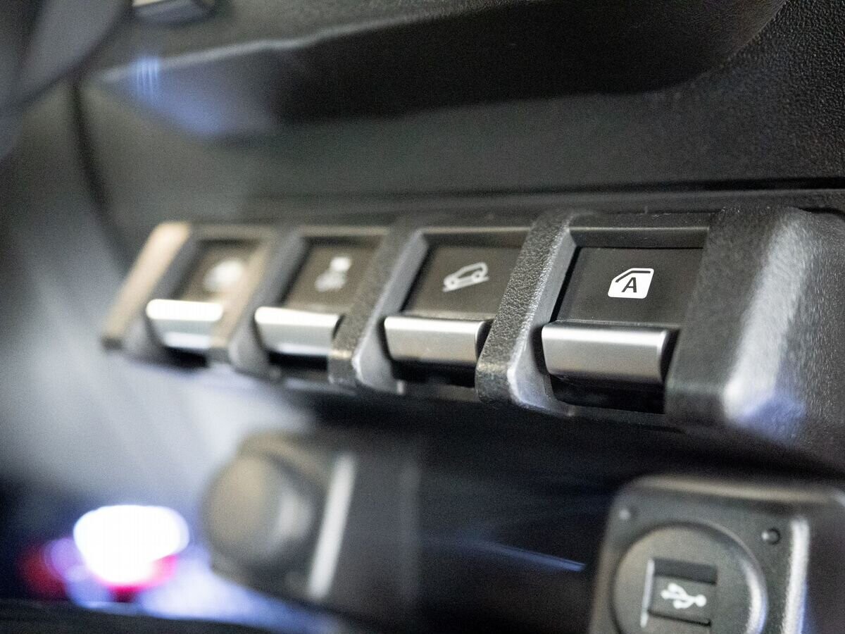 Suzuki Jimny 2020 - фото автомобиля