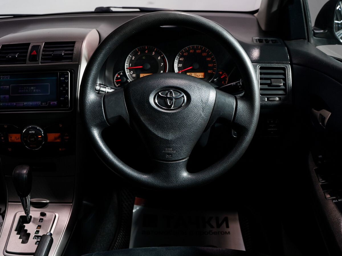 Toyota Corolla 2009 - фото автомобиля