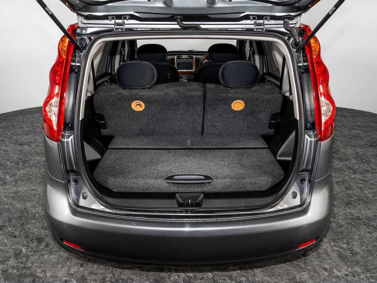 Nissan Note 2005 - фото автомобиля