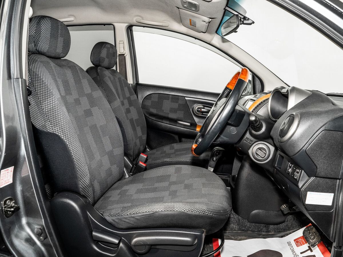 Nissan Note 2005 - фото автомобиля