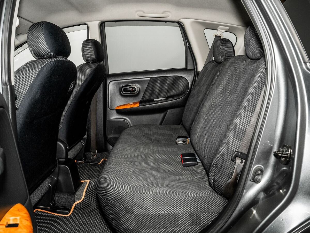 Nissan Note 2005 - фото автомобиля