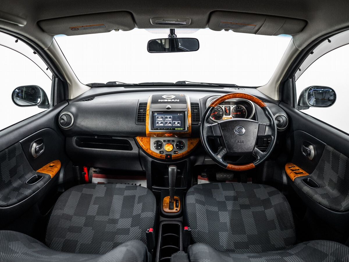 Nissan Note 2005 - фото автомобиля