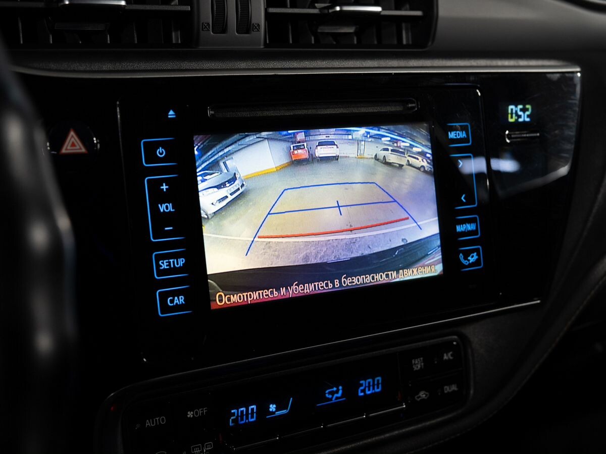 Toyota Corolla 2016 - фото автомобиля