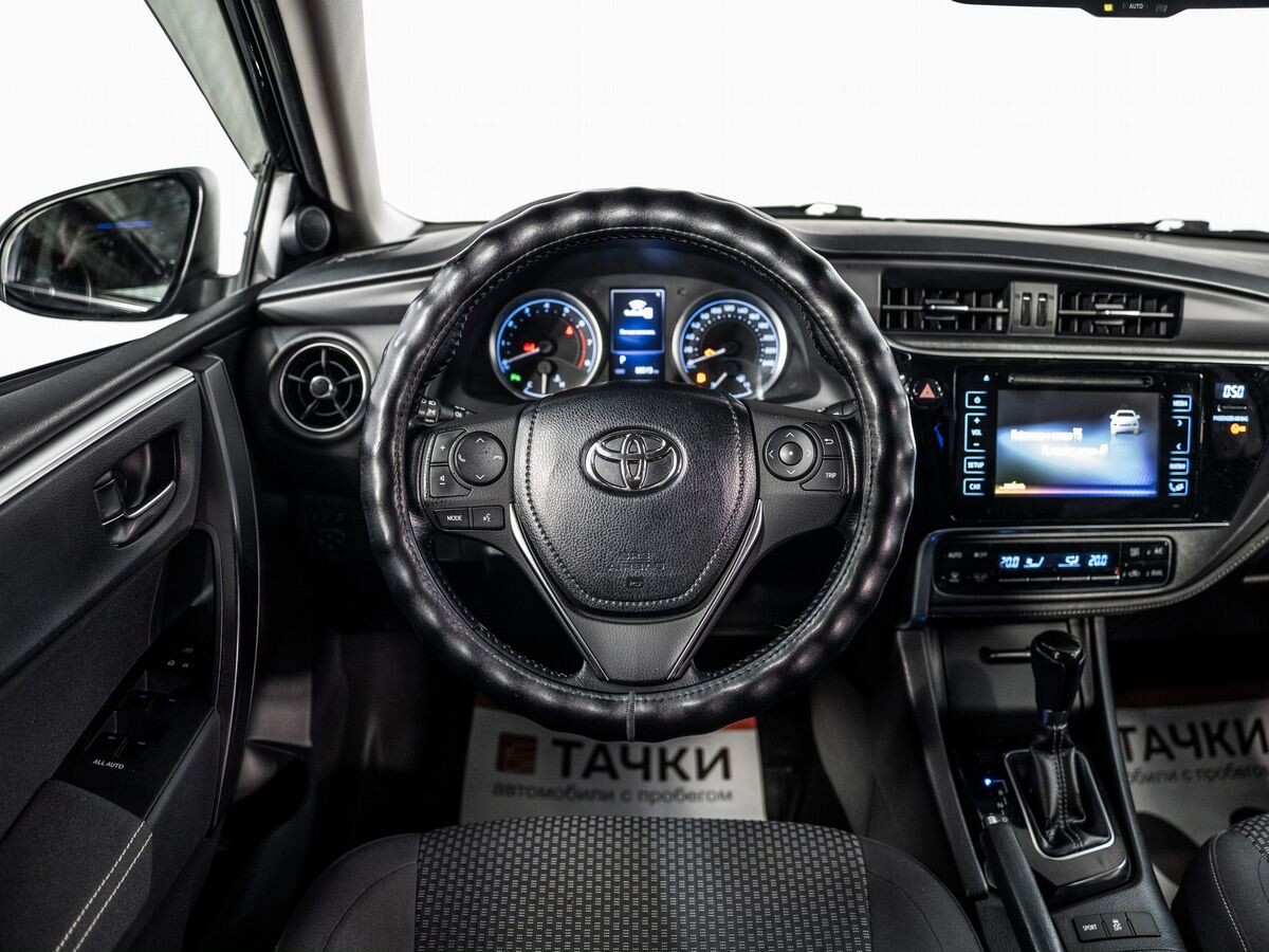 Toyota Corolla 2016 - фото автомобиля