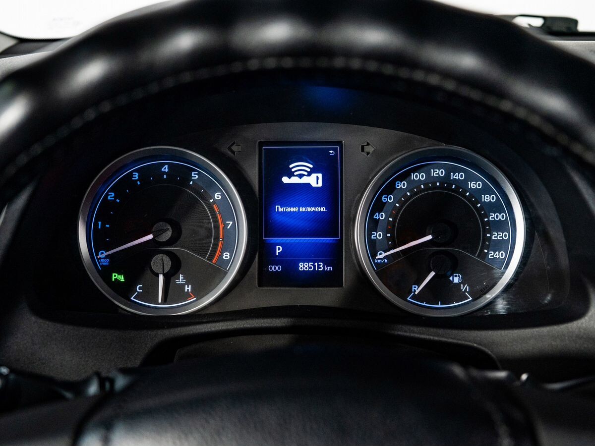 Toyota Corolla 2016 - фото автомобиля