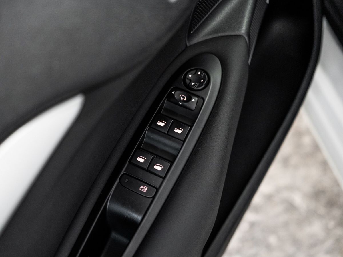 Citroen C4 2013 - фото автомобиля