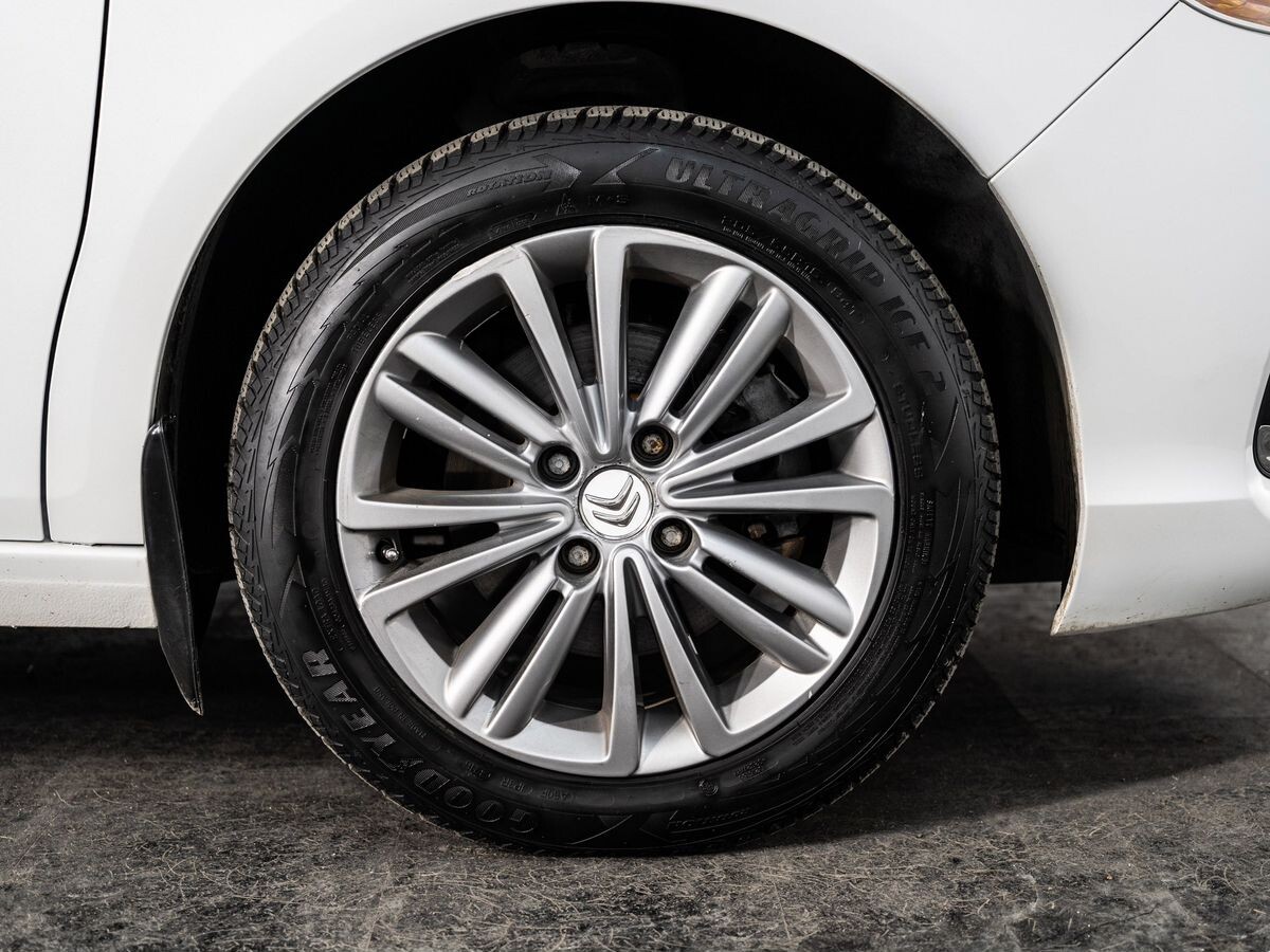 Citroen C4 2013 - фото автомобиля