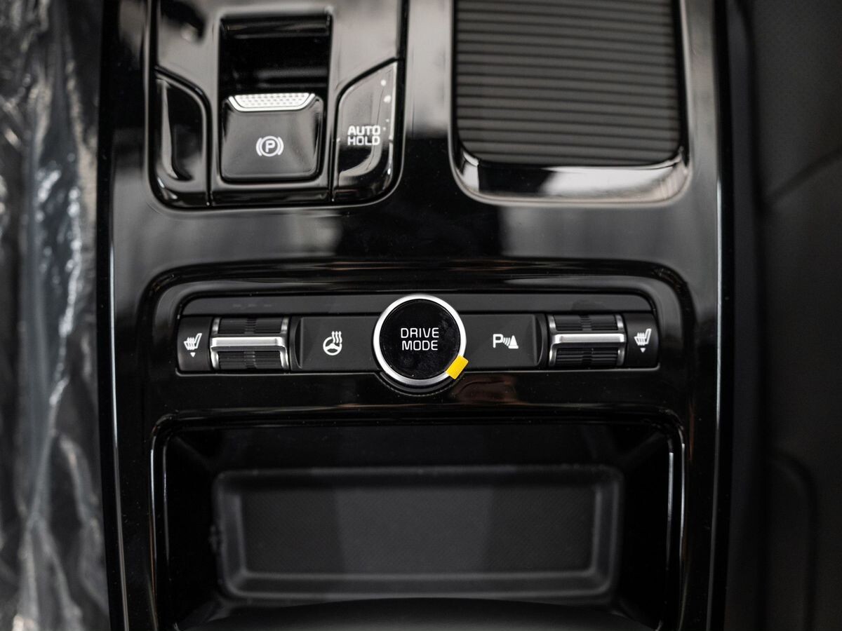 Kia K5 2024 - фото автомобиля